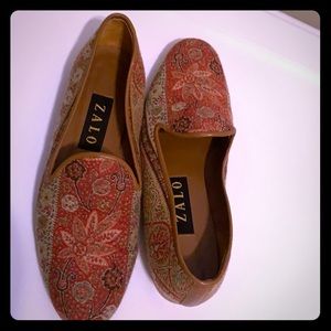 Zalo flower flats